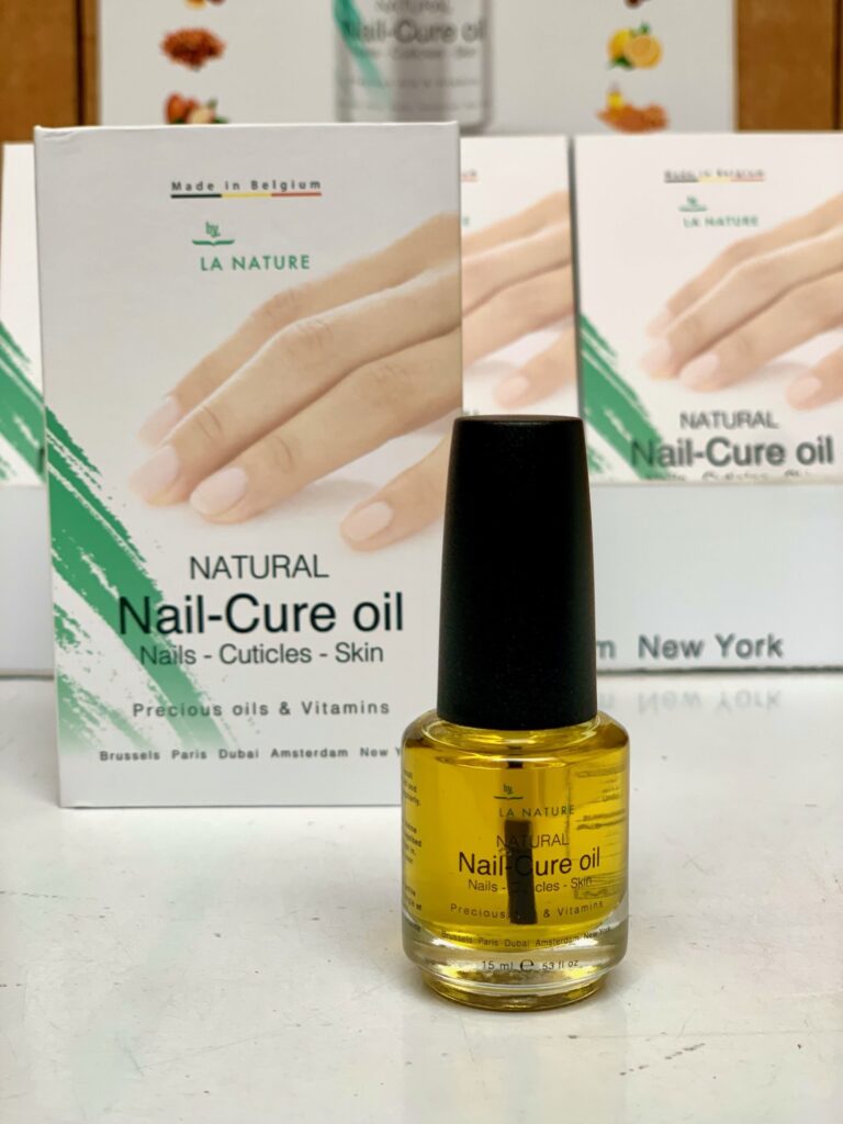 by-la-nature-nail-cure-oil-15-ml-pedicure-academie